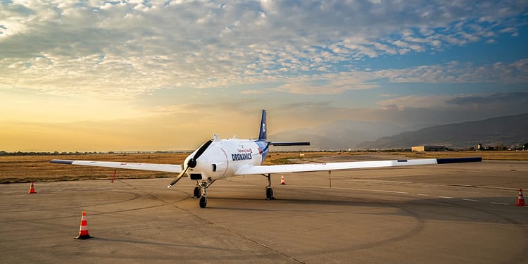 Finanțare europeană de până la 30 milioane EUR pentru startup-ul bulgar Dronamics, de transport aerian de marfă, cu drone