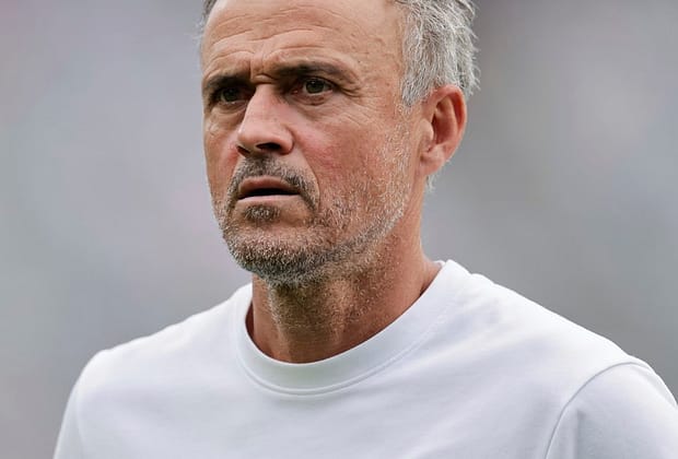 Luis Enrique, operat de urgență, în urma unui accident. Unde se afla tehnicianul celor de la PSG