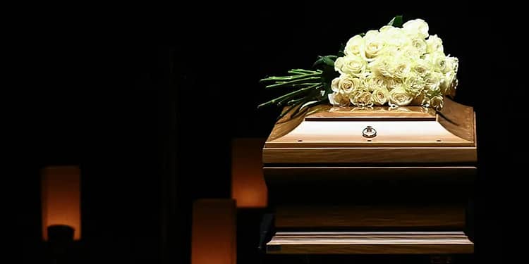Giorgio Armani va fi înmormântat luni lângă mama sa, într-o ceremonie privată. La Milano s-a decretat zi de doliu