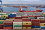 Beijingul se prezintă drept noul garant al comerțului global. China își exportă nu doar bunurile, ci și deflația
