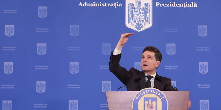 Încrederea românilor în Nicușor Dan, la început de mandat, comparativ cu Băsescu și Iohannis