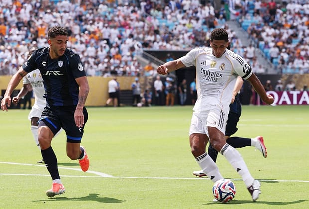 Real Madrid -0, ACUM, în direct pe VOYO și la PRO TV! Jucătorul madrilenilor a văzut cartonașul roșu