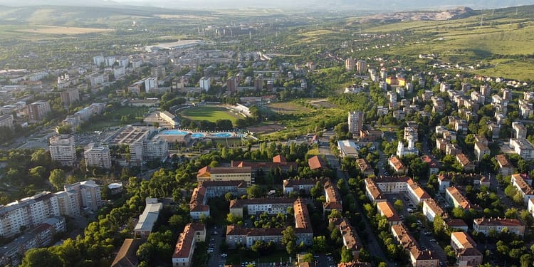 Secretele cvartalelor construite în anii ’50, cartierele „de lux” din comunism. Cum arată după opt decenii