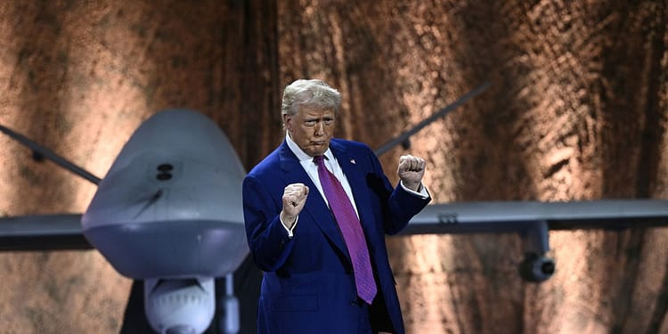 Trump laudă atacurile SUA asupra instalaţiilor nucleare din Iran. „Pagube monumentale”