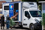 MedLife continuă să susțină comunitățile vulnerabile: peste 300 de locuitori din satele din Brașov și Alba au beneficiat de analize și consultații medicale gratuite în doar 6 zile, prin proiectul Caravana cu Sănătate