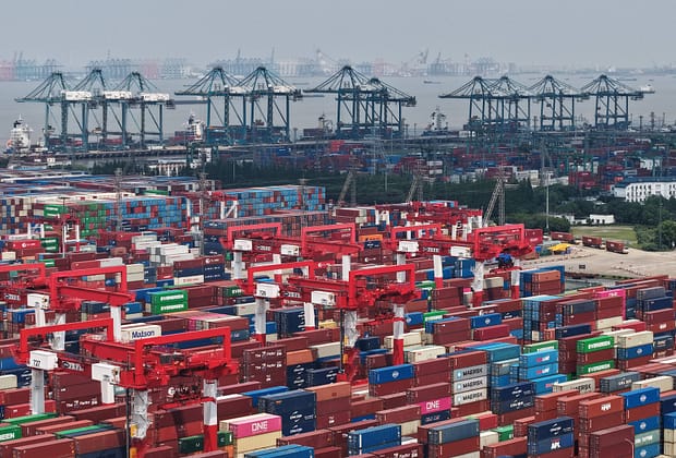 „Ne confruntăm cu o situație foarte gravă și complexă”. China admite că are o problemă și pregătește soluții