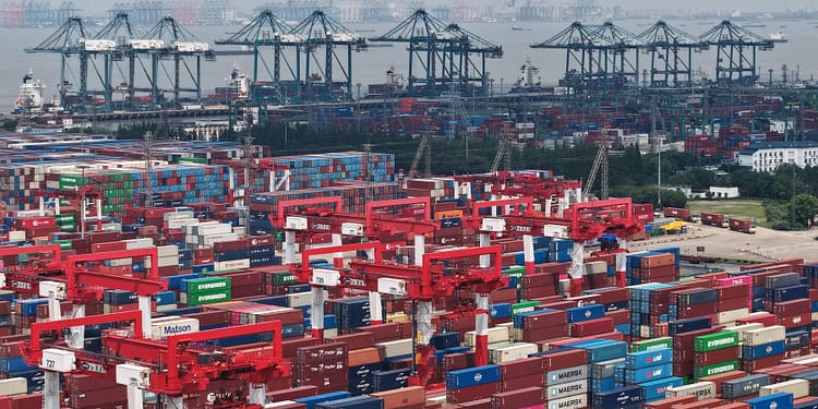 „Ne confruntăm cu o situație foarte gravă și complexă”. China admite că are o problemă și pregătește soluții
