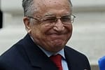 Starea de sănătate a lui Ion Iliescu, în ușoară ameliorare. „Este stabil cardiac și s-au echilibrat parametrii respiratorii”