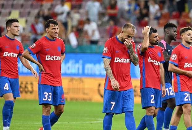 ”El nu trebuia să vină, cum nici ei nu ar fi trebuit să îl ia!”  Pițurcă, vehement despre jucătorul lui FCSB