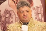 Secureanu dă statul în judecată pentru banii pe care nu i-a furat cât era plimbat prin tribunale