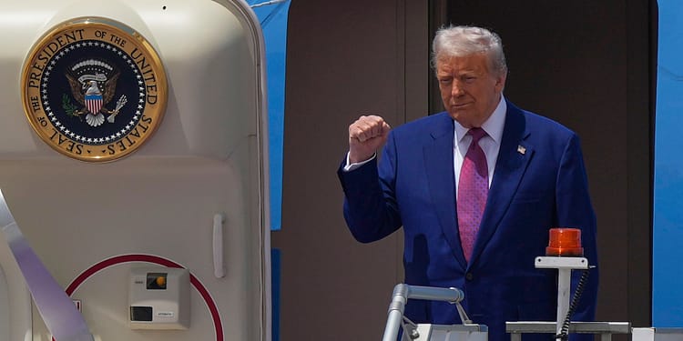 Noi negocieri comerciale între China și SUA. Trump: „Reuniunea ar trebui să meargă foarte bine”