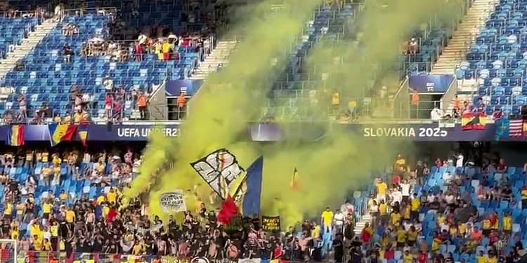 ”Zidul Galben”, la înălțime în Slovacia. Ce au făcut suporterii României la meciul cu Spania