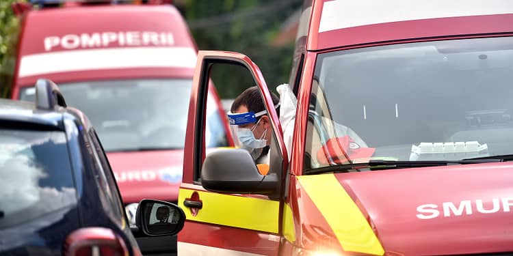 Incendiu puternic în București, pe Preciziei/ Încă zece autospeciale mobilizate la fața locului