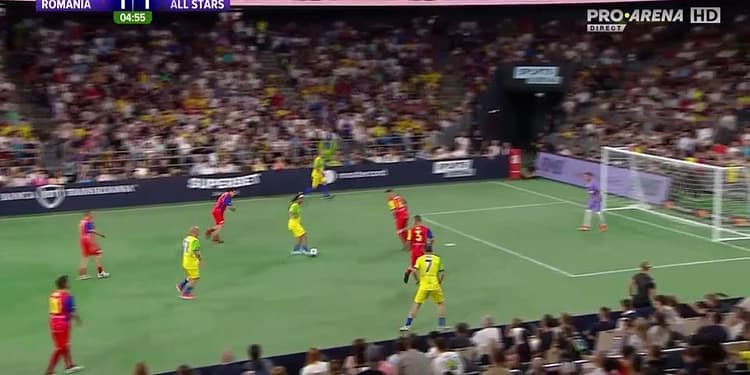 Meciul lui Ronaldinho la Sports Festival e ACUM pe VOYO & Pro Arena | Repriza secundă, la fel de ”agitată” ca prima parte