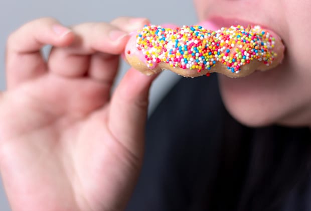 Atenție la pofta de dulce! Ce dezechilibru se poate ascunde în spatele ei