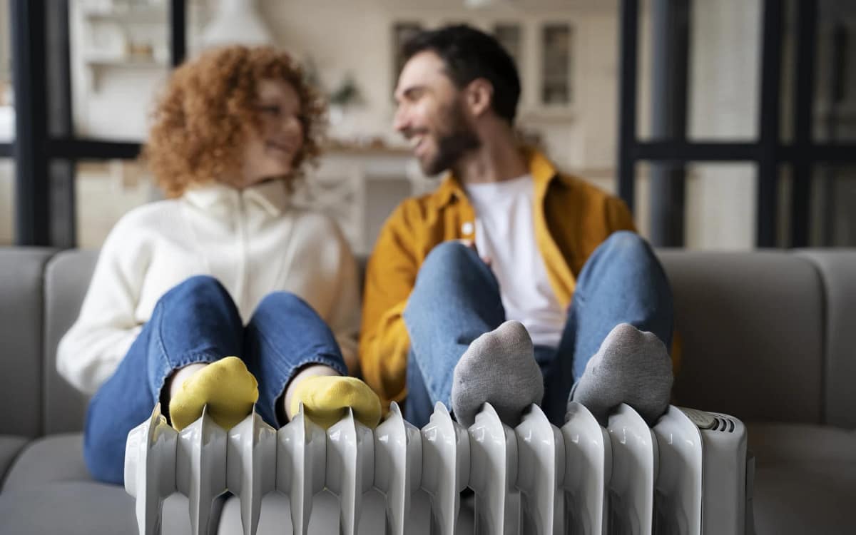 Cheltuielile cu căldura sunt adesea blamate iarna. Foto: Freepik.com