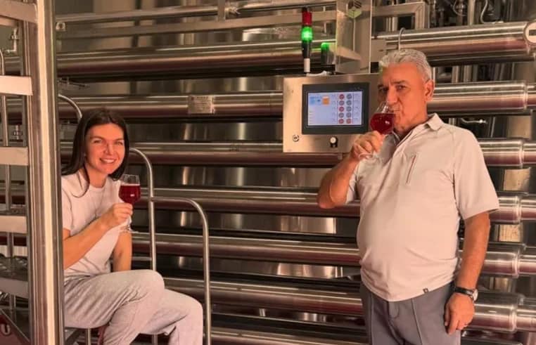 Simona, alături de tatăl ei, Stere Halep  Foto/Instagram