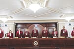 Veniturile de nababi ale judecătorilor CCR. Ce sporuri și beneficii au aceștia