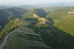 Locurile din Ținutul Pădurenilor care dau fiori. Craterul gigant, satele haiducilor, fosta bază militară secretă
