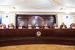 Cum a ajuns o speță veche de șase ani să schimbe legea declarațiilor de avere la CCR. Totul a pornit de la o consilieră amendată