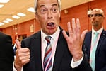 După 100 de ani, sistemul politic britanic cu două partide ar putea fi în curs de destrămare. „Partidele mari, preaviz de evacuare din Downing Street“