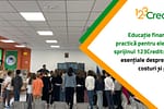 Educație financiară practică pentru elevi, cu sprijinul 123Credit: lecții esențiale despre bani, costuri și profit