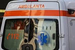 Adolescentul de 17 ani care a căzut de pe o stâncă a murit la spital