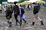 De ce se droghează lumea la festival? Fără droguri auzi muzica aia de kkt!