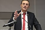 Cum s-a creștinat poporul român față de celelalte popoare. Ioan-Aurel Pop, detalii despre „blestemul“ care a menținut creștinătatea la nord de Dunăre