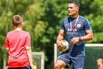 Metoda omizii și refuzul vaccinării » Dedesubturile transferului anunțat cu fast în România: „A lucrat la FC Barcelona”
