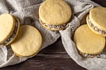 Fursecuri argentiniene preparate cu suflet. Cum să faci alfajores acasă