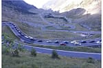 Viitură pe Transfăgărășan, zeci de autoturisme sunt blocate