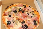 Măsurile de austeritate dincolo de cifrele reci. „Așa dispare încet o pizzerie. Nu leneșă, nu arsă, ci sufocată de costuri”