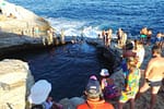 S-au săturat grecii de români? Turiștii se plâng că o simt pe pielea lor. „Doar la noi e invers”