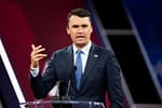 A fost găsită arma care ar fi fost folosită la uciderea lui Charlie Kirk. Ce scria pe muniție