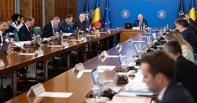 Ce spune un fost șef al CCR despre încercarea Guvernului de a limita cumulul pensiei cu salariul: „Nu are nicio legătură una cu alta”