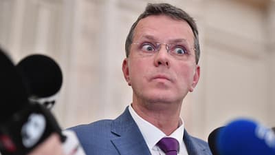 Ionuț Moșteanu a demisionat / Update: Ilie Bolojan și Dominic Fritz, reacții. Cine îi ia locul