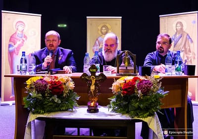 Scandal la o reuniune bisericească de la Huși. Un preot a vociferat împotriva lui Adrian Papahagi: „L-ai denigrat pe dl. Georgescu”/ „Un provocator georgist care nu s-a jenat de ierarhul care l-a hirotonit”