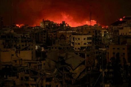 Israelul lansează atacuri devastatoare în întreaga Fâşie Gaza: care este bilanțul celor uciși / Reacţia Hamas