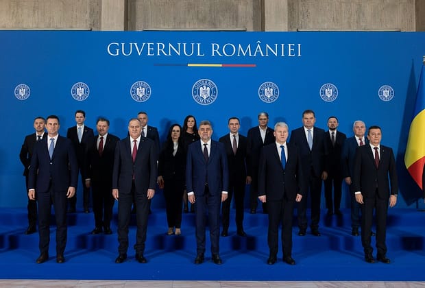 Ce șanse sunt ca Guvernul Ciolacu 2 să fie dat jos. „În acel moment, România este în pragul falimentului”| ANALIZǍ