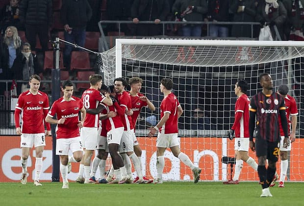 Start în play-off-ul Europa League! » 4 meciuri s-au jucat, urmează alte 4: rezultatele și marcatorii în timp real