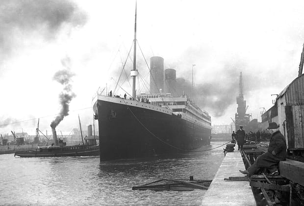 „Titanic n-a avut destule luntri”. Cum a fost relatată tragedia de acum 113 ani de ziarele românești