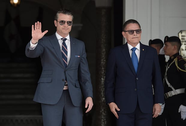 „Vom lua înapoi Canalul Panama de sub influența Chinei”. Șeful Pentagonului s-a întâlnit cu președintele Mulino, considerat un partener dispus să contracareze Beijingul