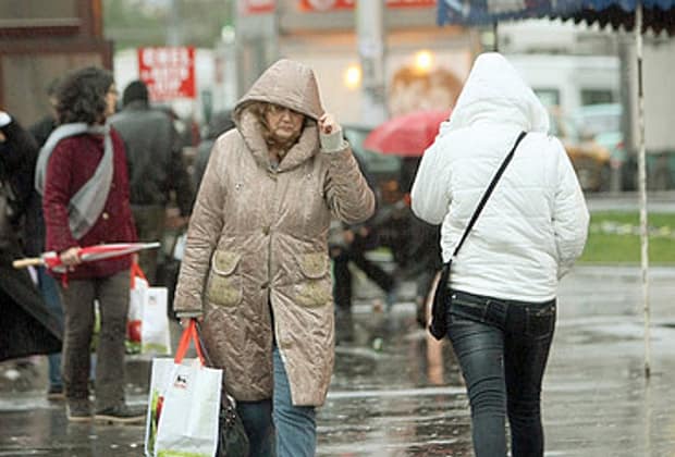 Prognoza meteo, 4 aprilie. Vremea se va răci considerabil. La cât ajung temperaturile