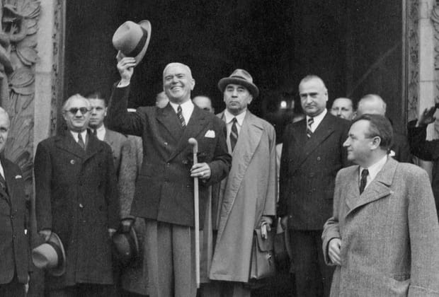 Istoria care riscă să se repete. Cum au pus rușii bocancul pe gâtul României și au instaurat comunismul