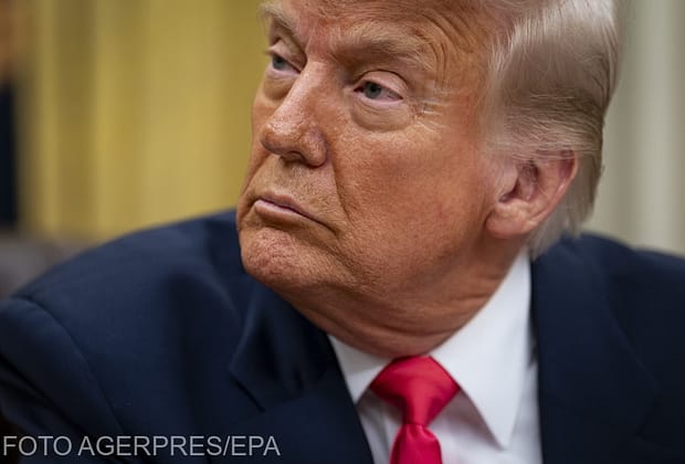 Acțiunile producătorilor de mașini din întreaga lume s-au prăbușit, după anunțul lui Trump de taxare cu 25%