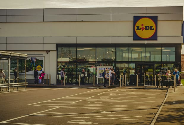 Alertă alimentară la Lidl! Ai consumat acest produs? A fost scos de la vânzare din cauza suspiciunii de Salmonella