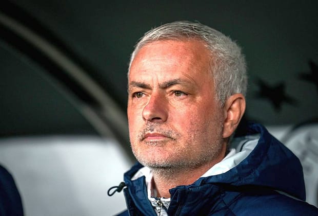 Ce impact au modificările aduse azi în Legea educației fizice și sportului? » Mourinho poate antrena de azi în Superliga! + Bani mai mulți pentru arbitri
