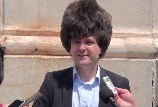 Nicușor, noi promisiuni de campanie: ”Scot trigonometria din programa școlară!”
