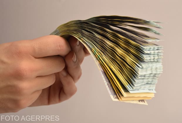 În ce poți investi de astăzi pentru a-ți salva banii ”de la saltea”. Este cel mai sigur mod în vremuri tulburi